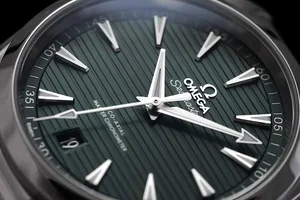 Tutustu Omegan ikonisiin kelloihin ✨