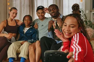 adidas: Gift the moment