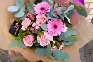 ALEkoodi äitienpäivän tilauksiin voimassa vielä huomisen! 🌸